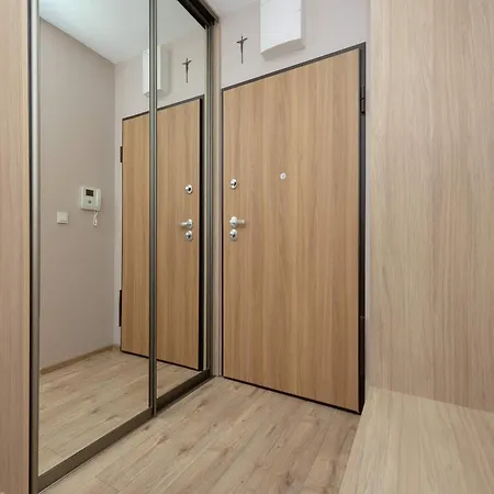 Cozy For 8 People With Air Conditioning And 2 Parking Spaces By Renters