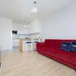 Cozy For 8 People With Air Conditioning And 2 Parking Spaces By Renters * 바르샤바