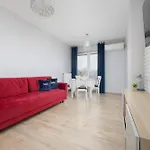 아파트 Cozy For 8 People With Air Conditioning And 2 Parking Spaces By Renters 바르샤바