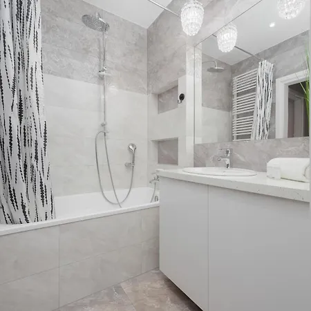 Cozy For 8 People With Air Conditioning And 2 Parking Spaces By Renters *