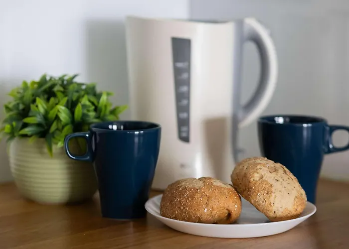 Cozy For 8 People With Air Conditioning And 2 Parking Spaces By Renters Warszawa